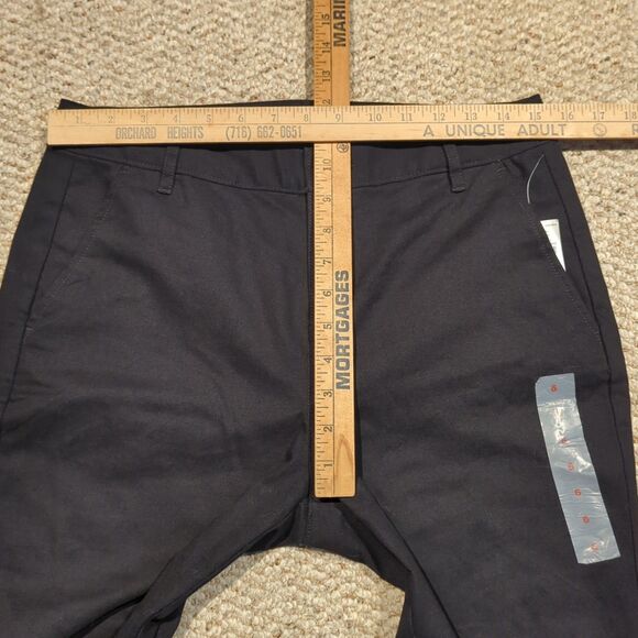 Old Navy Uniform Pants Flare Stretch Womens 6 Black Slacks Pockets - Picture 3 of 9